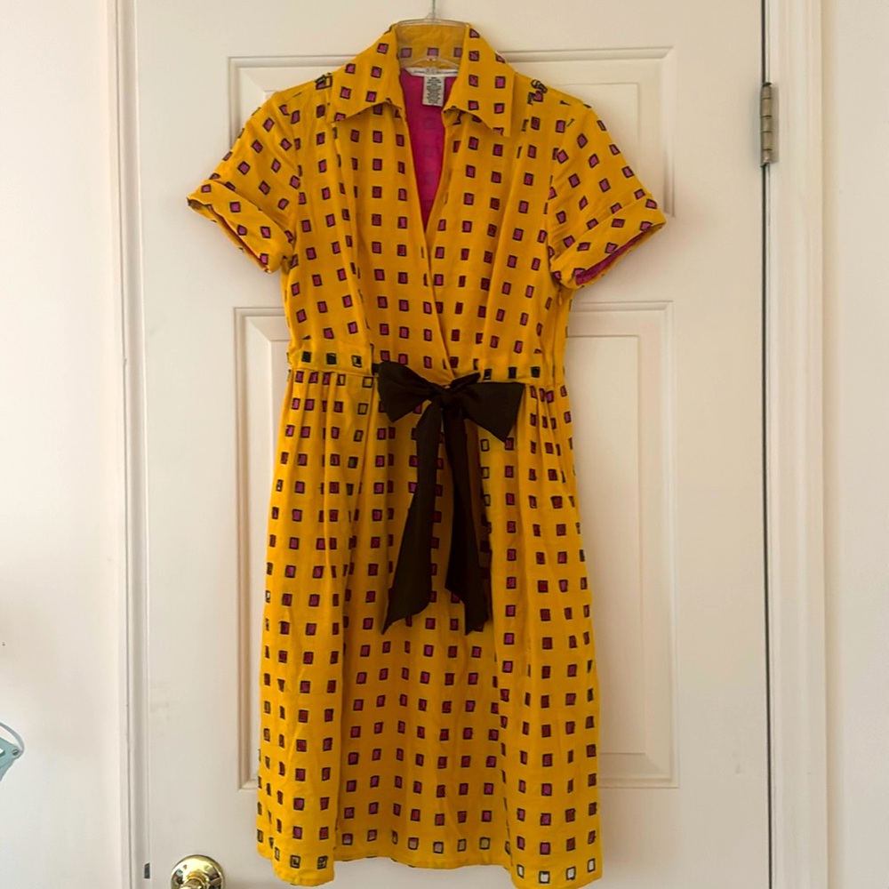 Diane Von Furstenberg Day Dress in Size 6